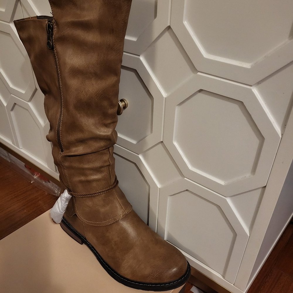 Size 11 Tan rider boots